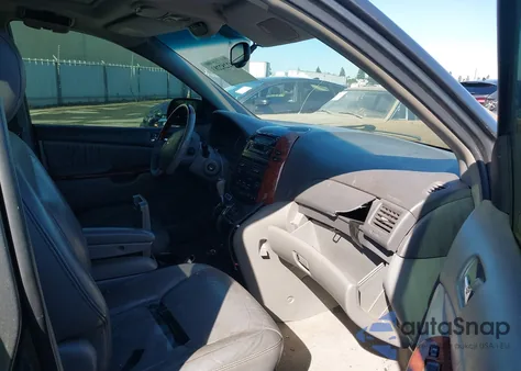 2004 Toyota Sienna Xle Limited из США, поврежденный, VIN 5TDBA22C94S009274